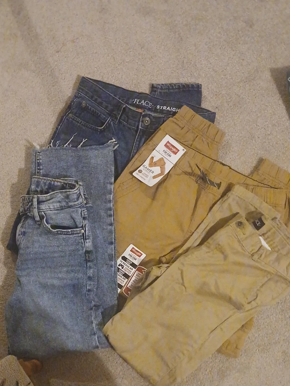 Boys Large Bundle (16 Pieces) Large 10/12, 10, 12, M10/12. See Description